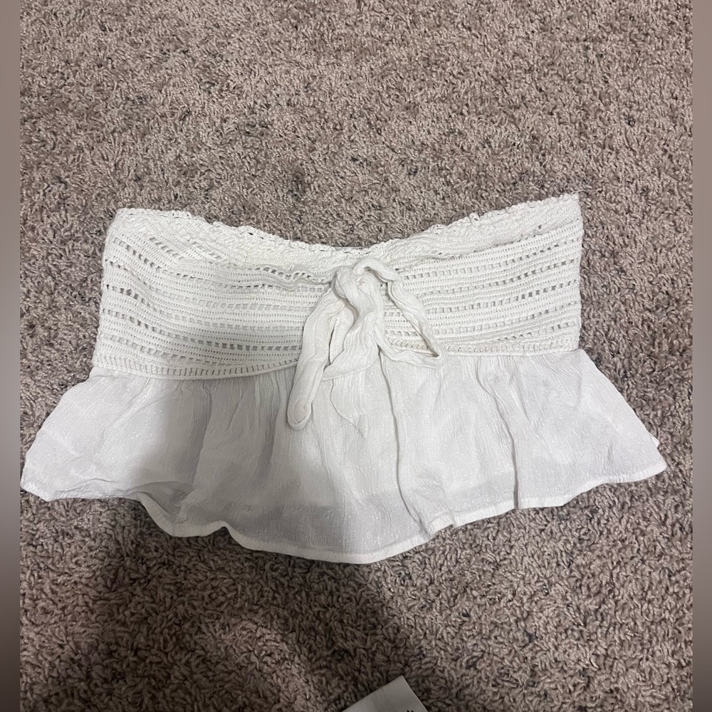 American Eagle Women’s White Crop Bandeau Top